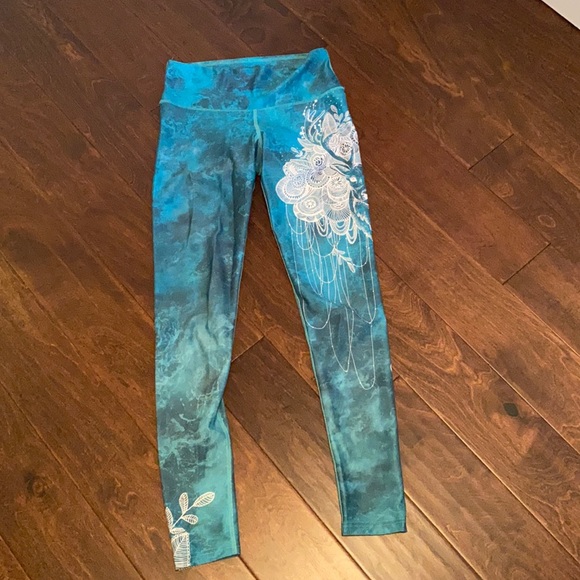 My Inner Fire yoga leggings - Picture 1 of 3